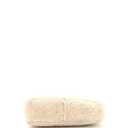 プラダ リ・エディション 2000 ホーボー シアリング ミニ