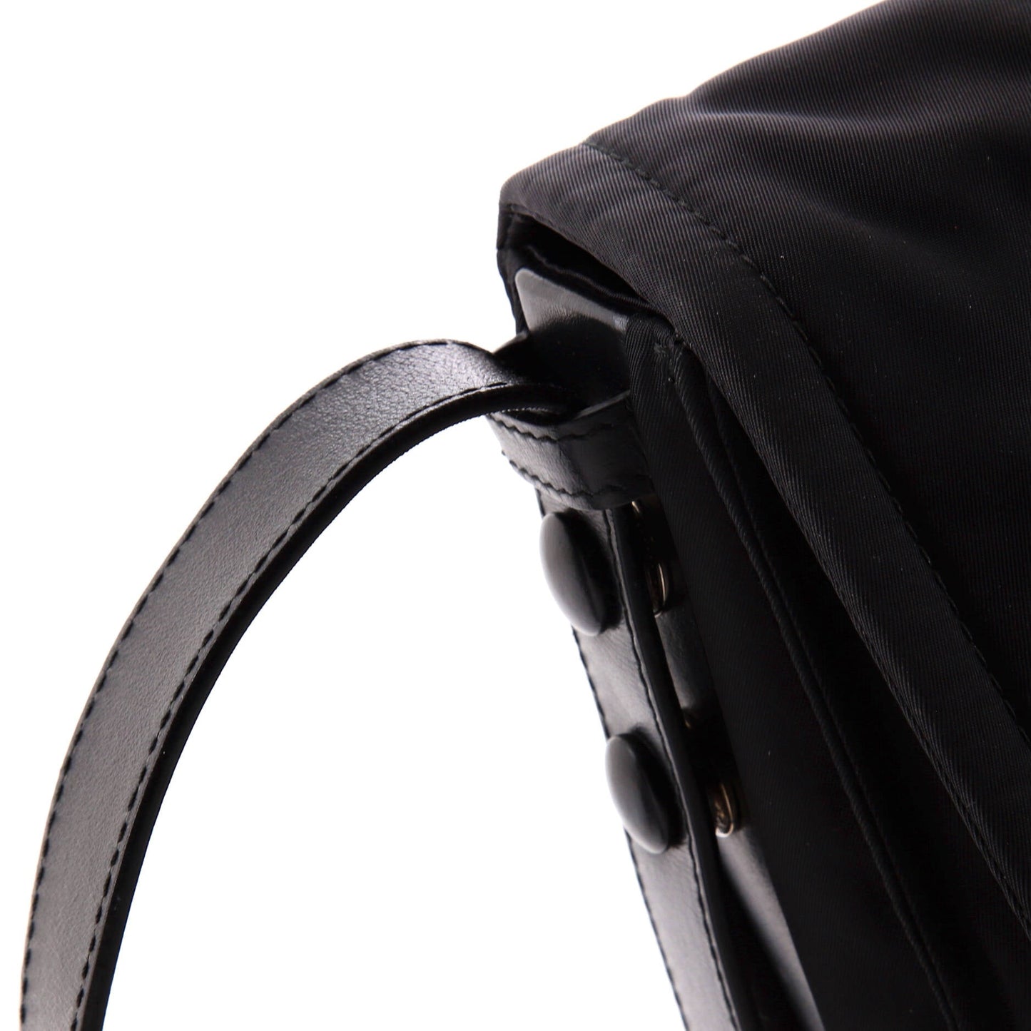 プラダ パッド入りフラップショルダーバッグ リナイロン スモール