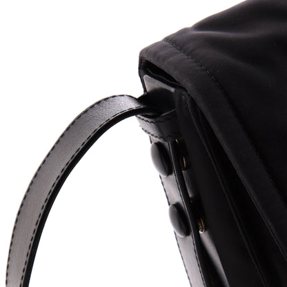 プラダ パッド入りフラップショルダーバッグ リナイロン スモール