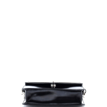 プラダ マキシ トライアングル ロゴ チェーン フラップバッグ ブラッシュドレザー スモール