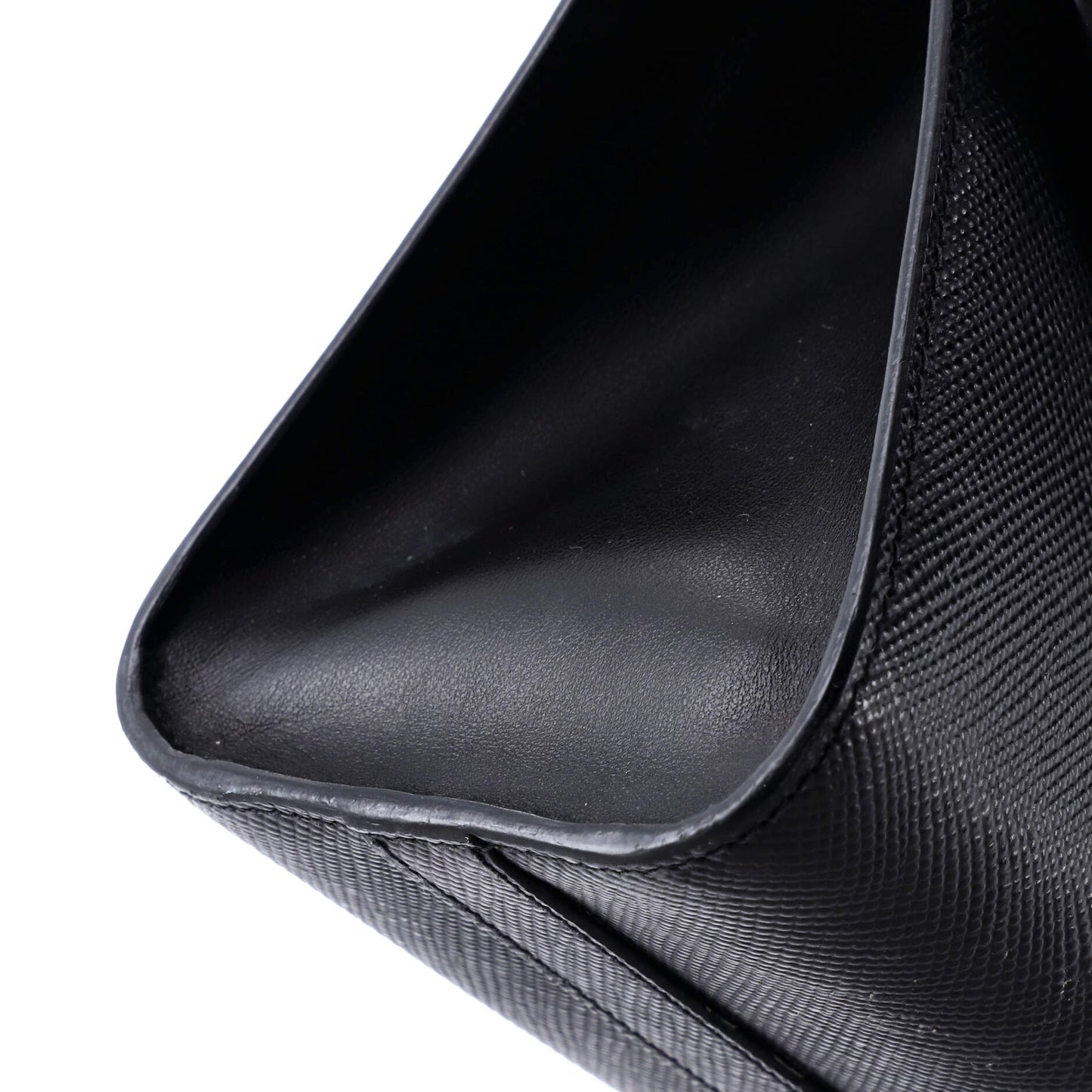 プラダ モノクローム ショルダーバッグ サフィアーノレザー ミディアム