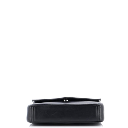 プラダ チェーンエンベロープフラップショルダーバッグ グレース ラックス ミディアム