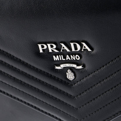 プラダ チェーンエンベロープフラップショルダーバッグ グレース ラックス ミディアム