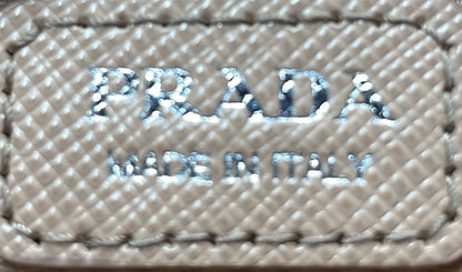 プラダ リ・エディション ショルダーバッグ テッスート ミニ