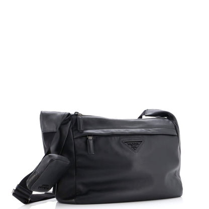プラダ リ・エディション ジップ メッセンジャーバッグ レザー ラージ