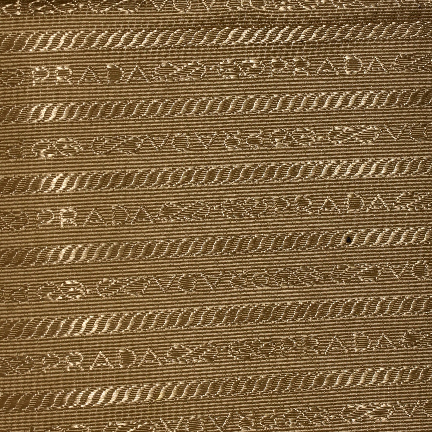 プラダ ダブルジップ リュクス トートバッグ サフィアーノレザー ラージ