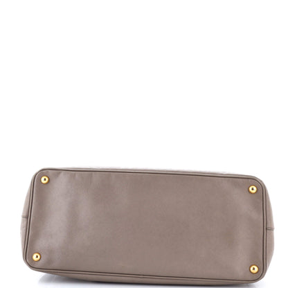 プラダ ダブルジップ リュクス トートバッグ サフィアーノレザー XL