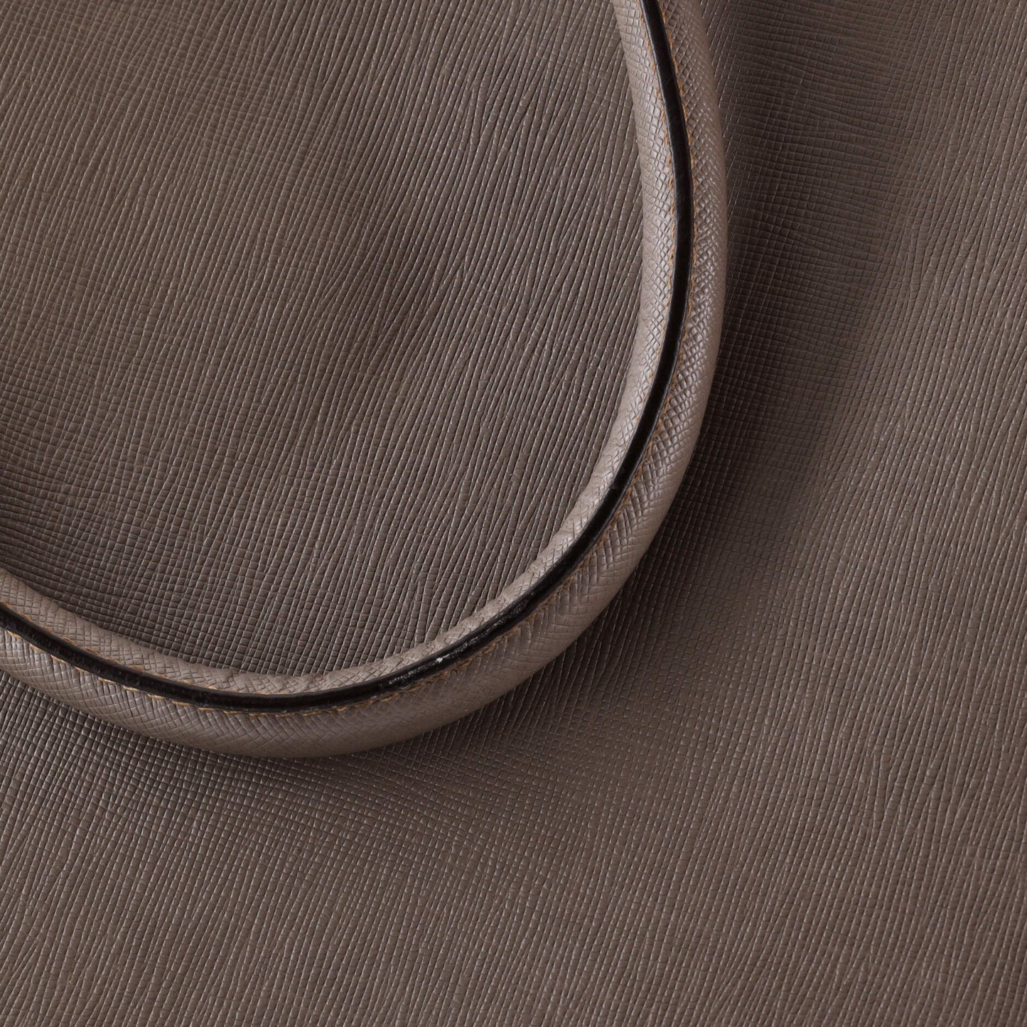 プラダ ダブルジップ リュクス トートバッグ サフィアーノレザー XL