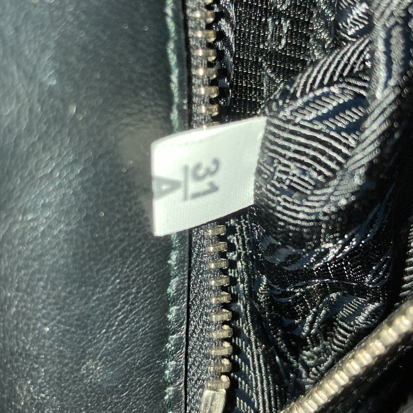 プラダ カメラバッグ ダイアグラム キルティングレザー ミニ