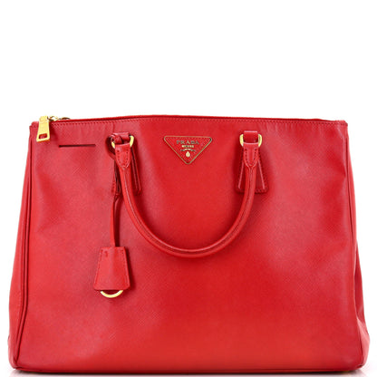 プラダ ダブルジップ リュクス トートバッグ サフィアーノレザー ラージ