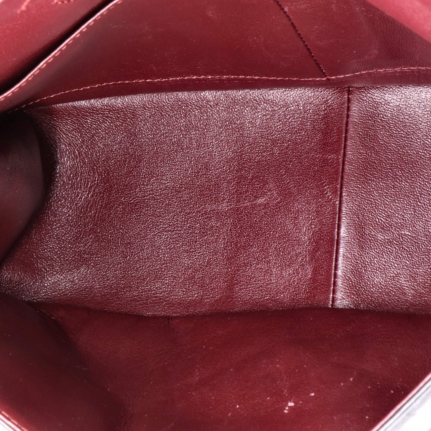 Chanel Reissue 2.55 Flap Bag in Quilted Aged Calfskin, Size 226