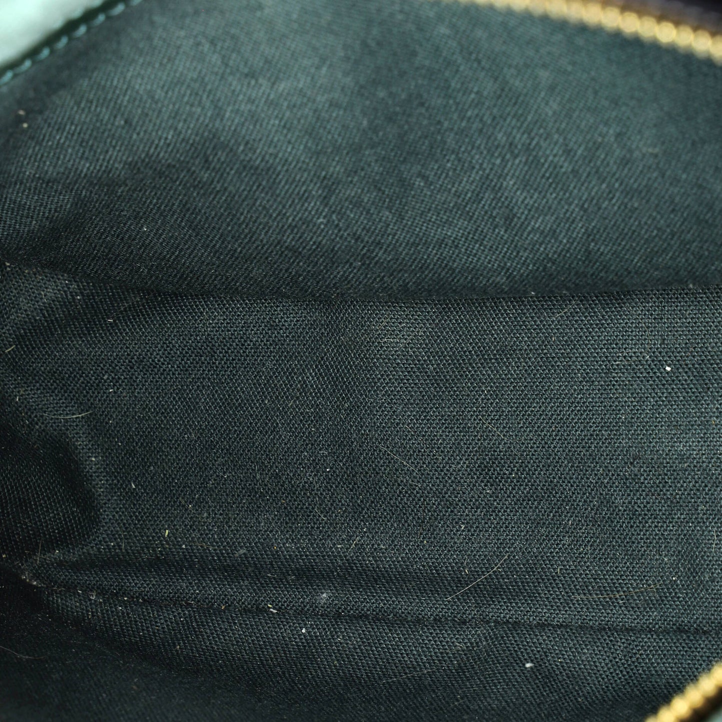 ルイ・フラッグ レポーターバッグ タイガレザー PM