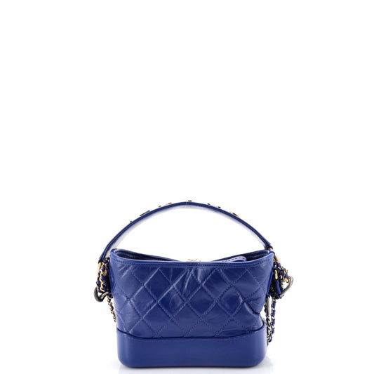 シャネル ガブリエル ホーボー ロゴ ハンドル キルティング エイジドカーフスキン スモール