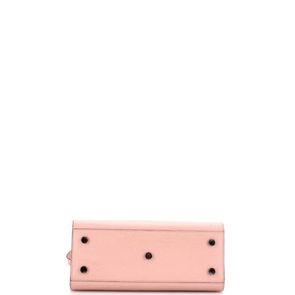 サンローラン サックドゥジュールバッグ レザーベビー