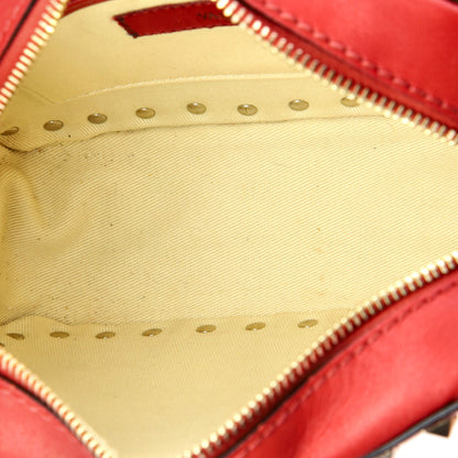 ヴァレンティノ ガラヴァーニ ロックスタッズ カメラクロスボディバッグ レザー