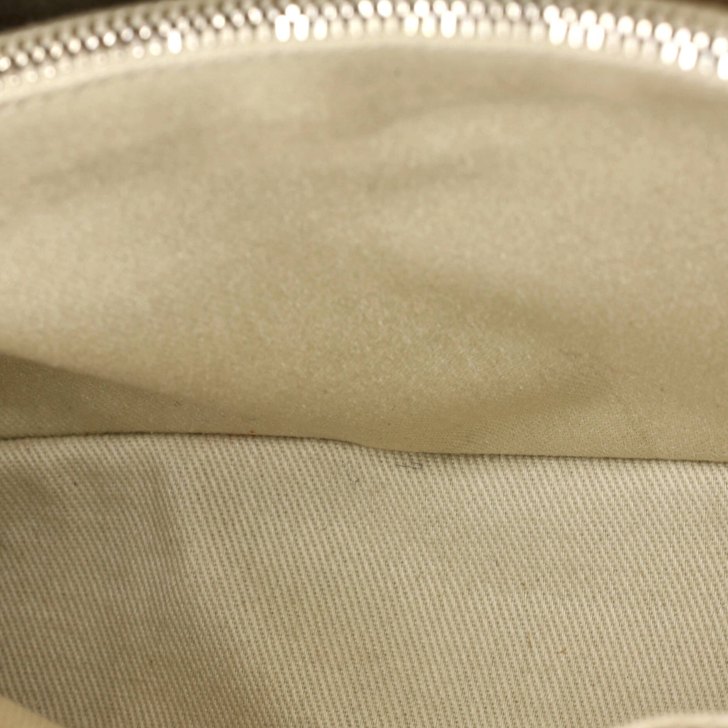 シャネル ココ トップハンドルバッグ シェブロン キャビア スモール