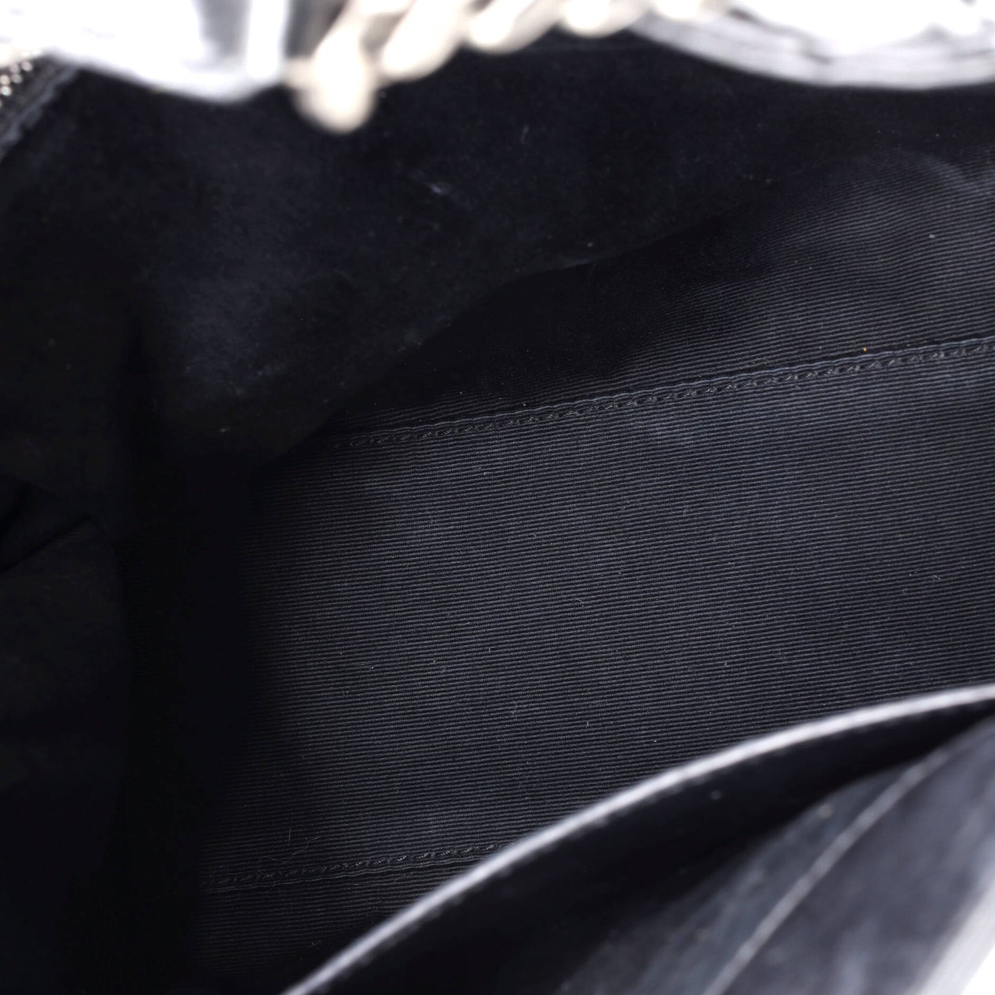 サンローラン ニキショッピングトート マトラッセ シェブロン レザー ミディアム