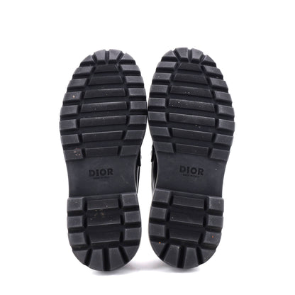 クリスチャン・ディオール メンズ ロゴプレート ローファー レザー