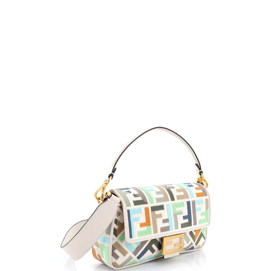 フェンディ バゲット NM バッグ ッカズ刺繍 キャンバス ミディアム