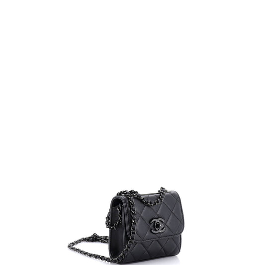 シャネル ソーブラック トレンディ CC クラッチ チェーン付き キルティング ラムスキン スモール