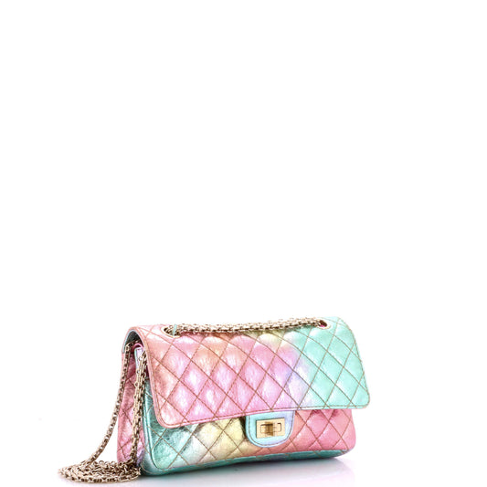 シャネル レインボー リイシュー 2.55 フラップバッグ キルティング マルチカラー メタリックゴートスキン 225