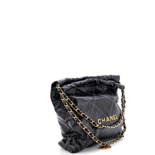シャネル 22チェーン ホーボー キルティング カーフスキン スモール