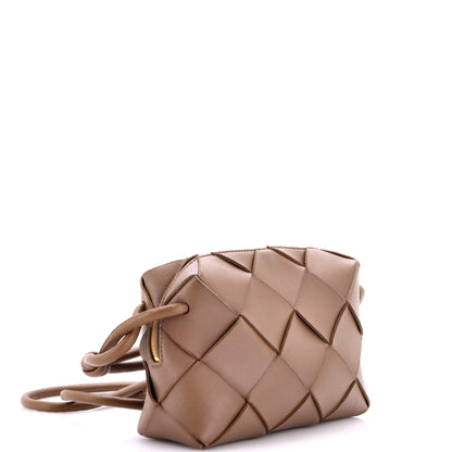 ボッテガ ヴェネタ カセットカメラ クロスボディバッグ マキシ イントレチャート レザー スモール