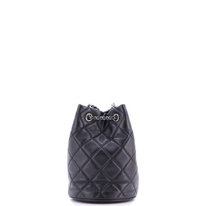 シャネル レインボー CC ドローストリング バケットバッグ キルティング ラムスキン ミニ