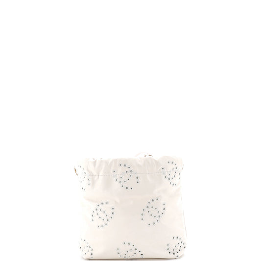 シャネル 22チェーン ホーボー CC アイレット エンブロイダリー カーフスキン ミニ