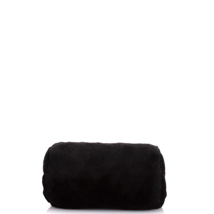 シャネル バレルバッグ キルティングファースモール