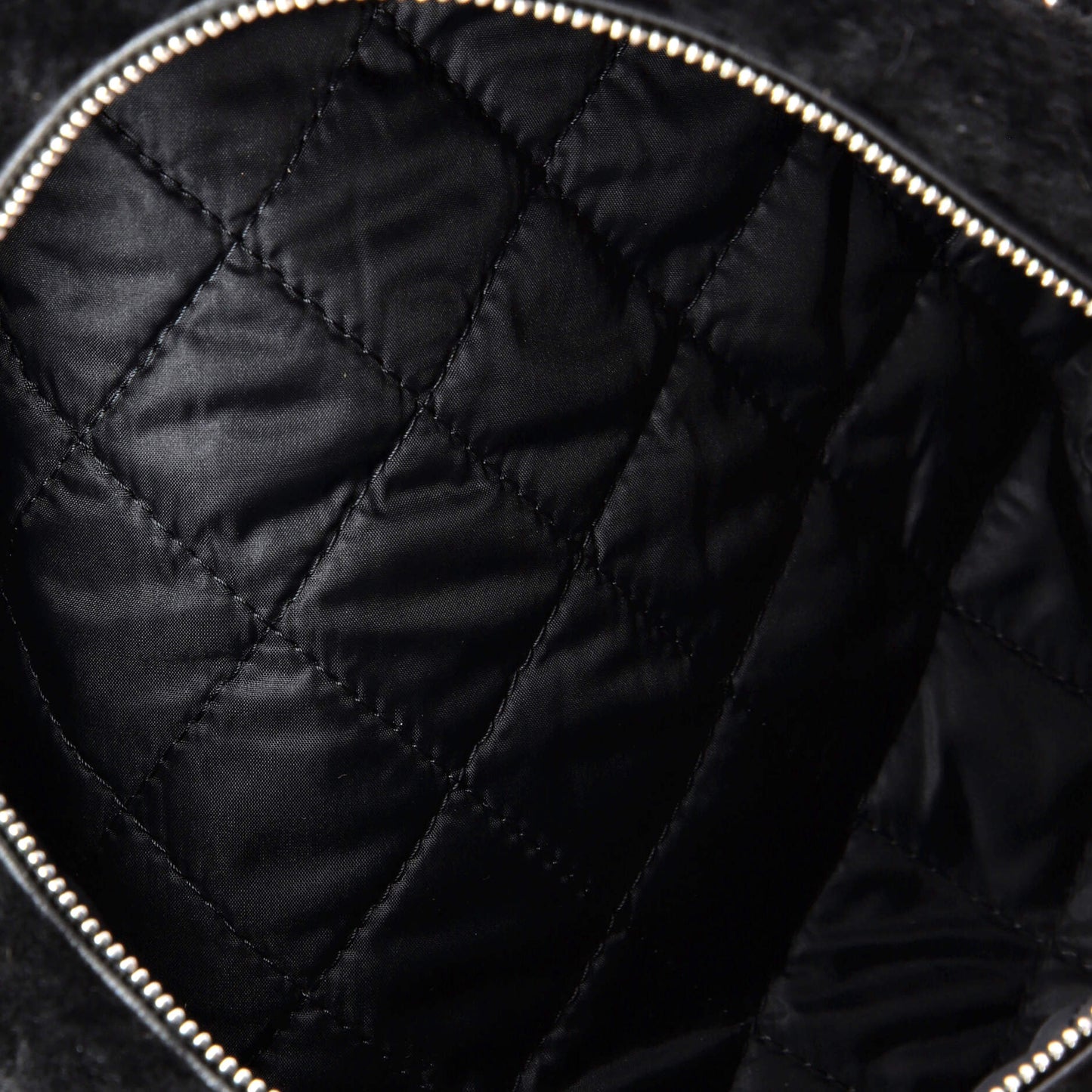 シャネル バレルバッグ キルティングファースモール