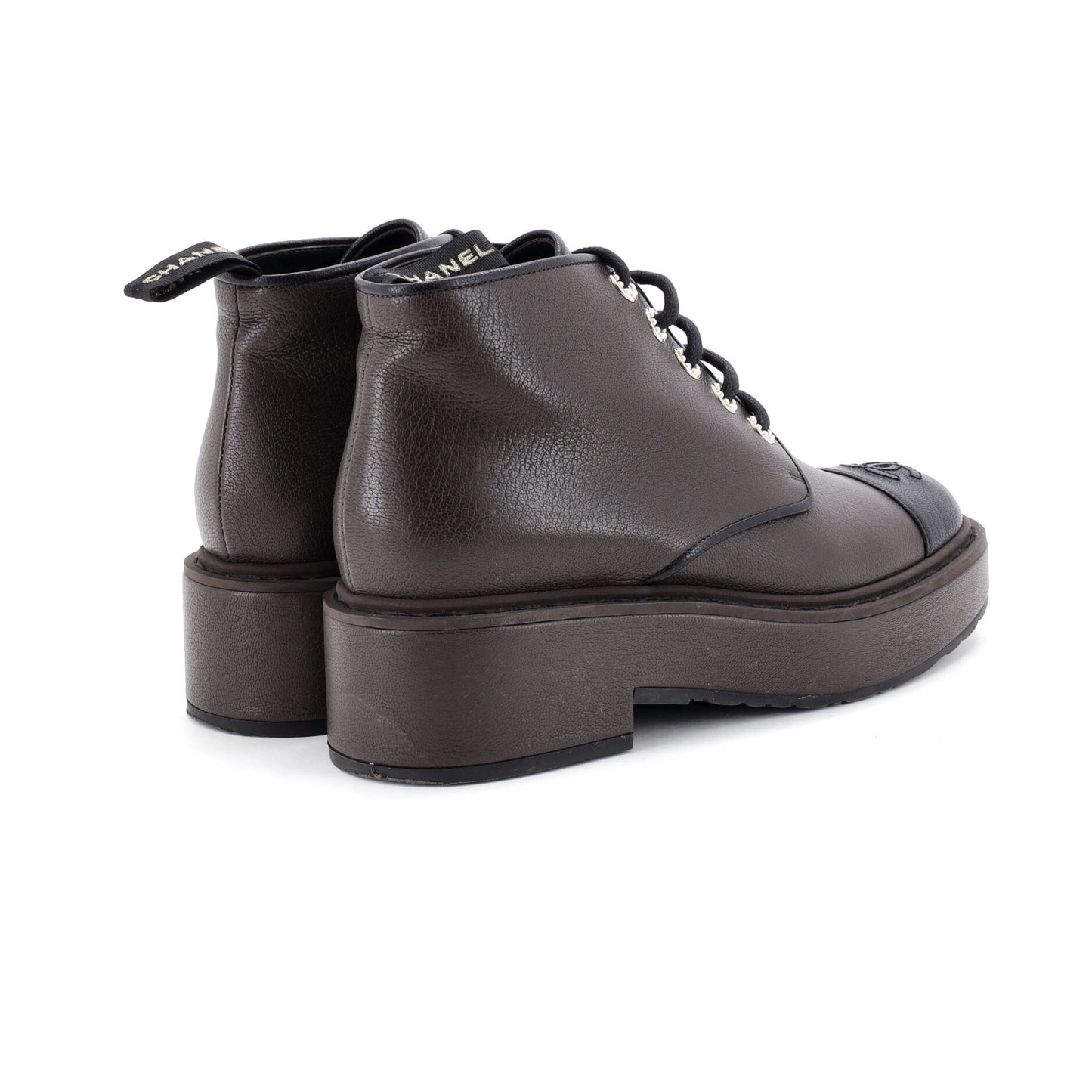 シャネル レディース CC キャップトゥ ショート コンバット ブーツ レザー フェイクパール