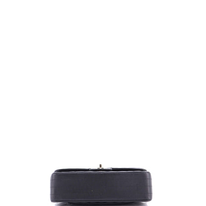 シャネル クラシック シングルフラップバッグ シェブロン キャビア ミニ