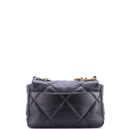 シャネル 19 フラップバッグ キルティングステッチ ラムスキン ミディアム