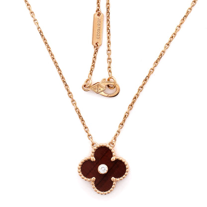 Van Cleef & Arpels Vintage Alhambra Pendant Necklace Limited Edition 18K ローズゴールド and Bull's Eye with Diamond