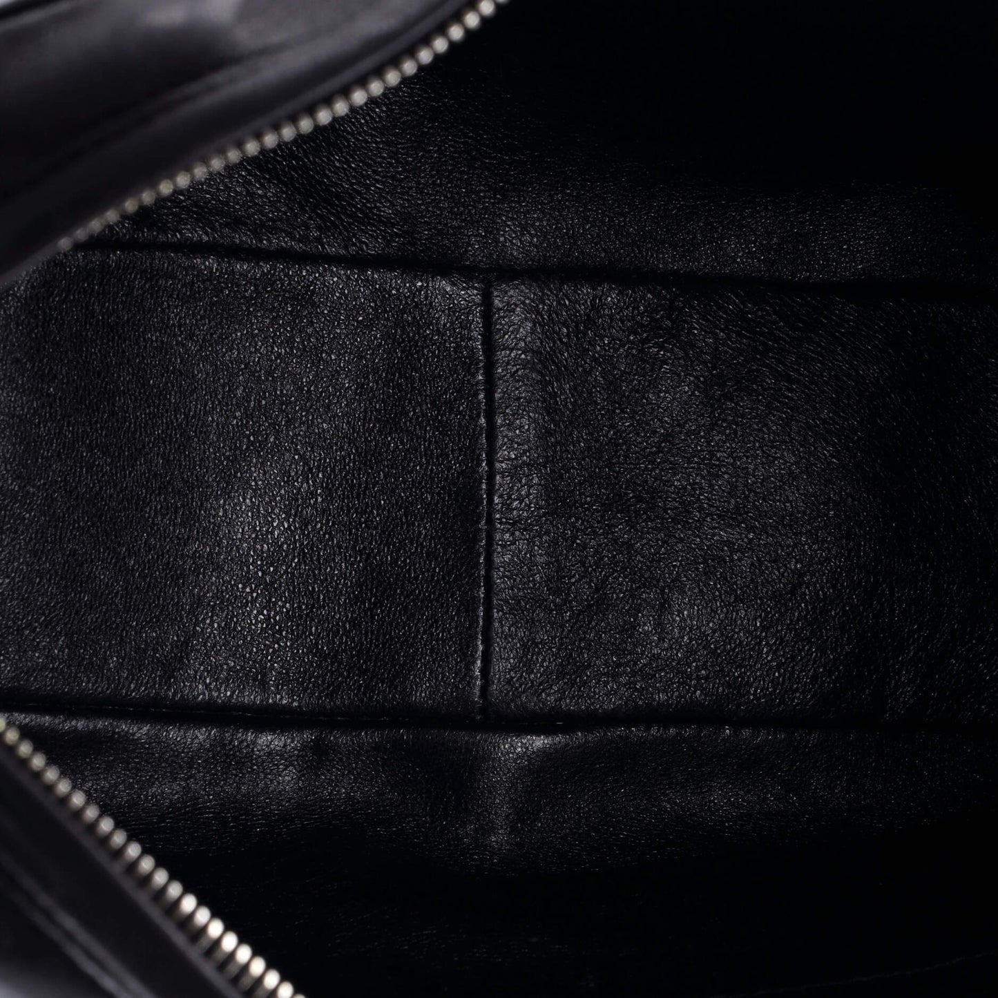 シャネル ヴィンテージ フロントポケット CC カメラバッグ ラムスキン ミディアム