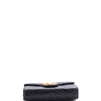 グッチ GGマーモント チェーンウォレット マトラッセレザー ミニ