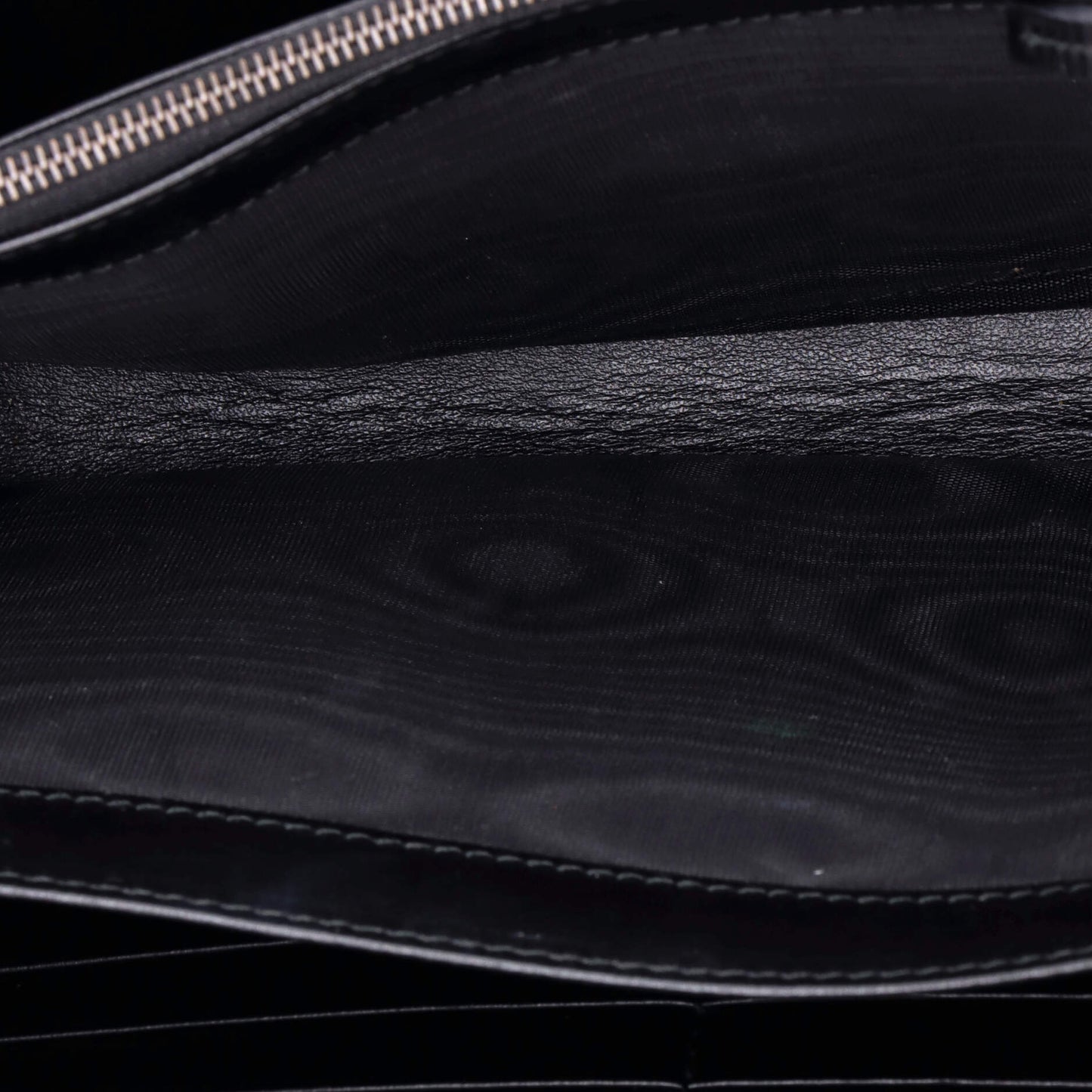 グッチ GGマーモント チェーンウォレット マトラッセレザー ミニ