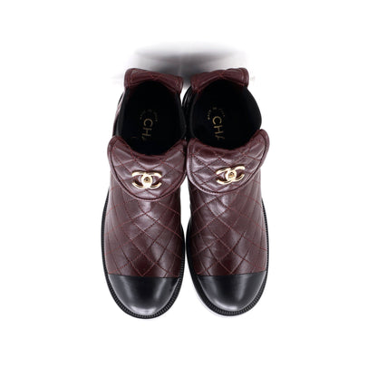 シャネル レディース CCターンロック キャップトゥ アンクルブーツ キルティングレザー