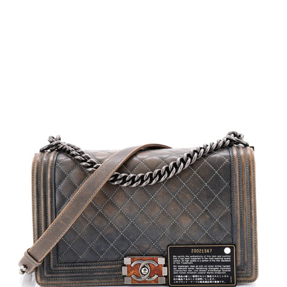 シャネル ボーイフラップバッグ キルティング ウォッシュドカーフスキン ニューミディアム