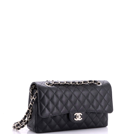 シャネル クラシック ダブルフラップバッグ キルティング キャビア ミディアム