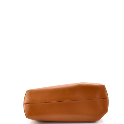 フェンディ ファーストバッグ レザー ミディアム