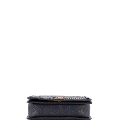 シャネル ブレイデッド ボーイ フラップバッグ パティーヌ加工 シェブロン キャビア ニューミディアム