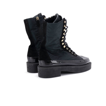 シャネル レディース CC キャップトゥ レースアップブーツ ナイロン スエード＆パテント