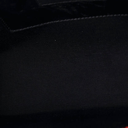 サンローラン クラシック モノグラム タッセル クロスボディバッグ クロコダイルエンボスレザー ミディアム