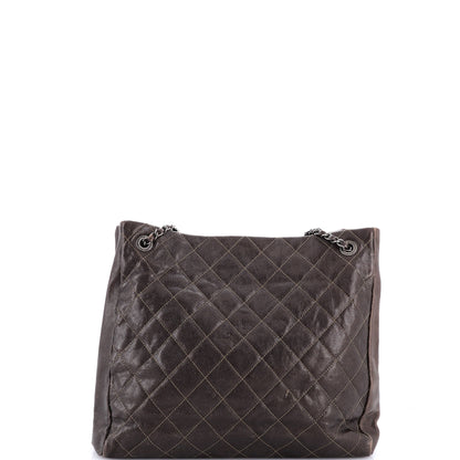 シャネル シック ショッピングトート キルティング キャビア ノース サウス