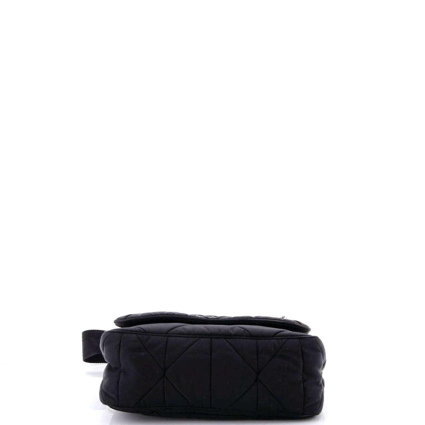 プラダ パッド入りフラップショルダーバッグ キルティングテッスート