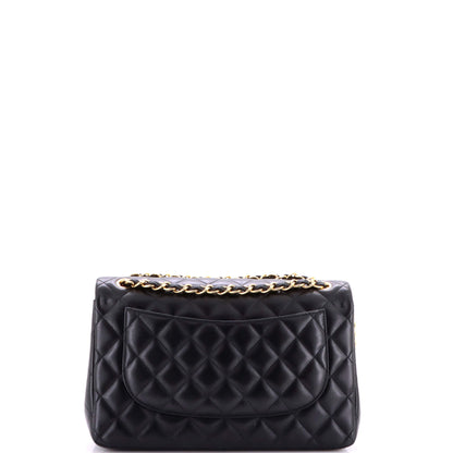 シャネル クラシック ダブルフラップバッグ キルティング ラムスキン ジャンボ