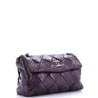 シャネル イン アンド アウト フラップバッグ キルティング ラムスキン マキシ