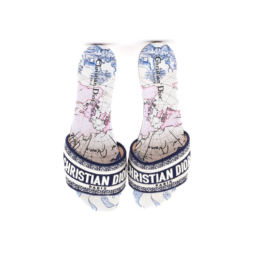 クリスチャン・ディオールレディース Dway フラットサンダル 刺繍入りキャンバス
